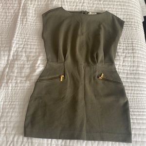 Michael Korea - Olive mini dress in Sz 8